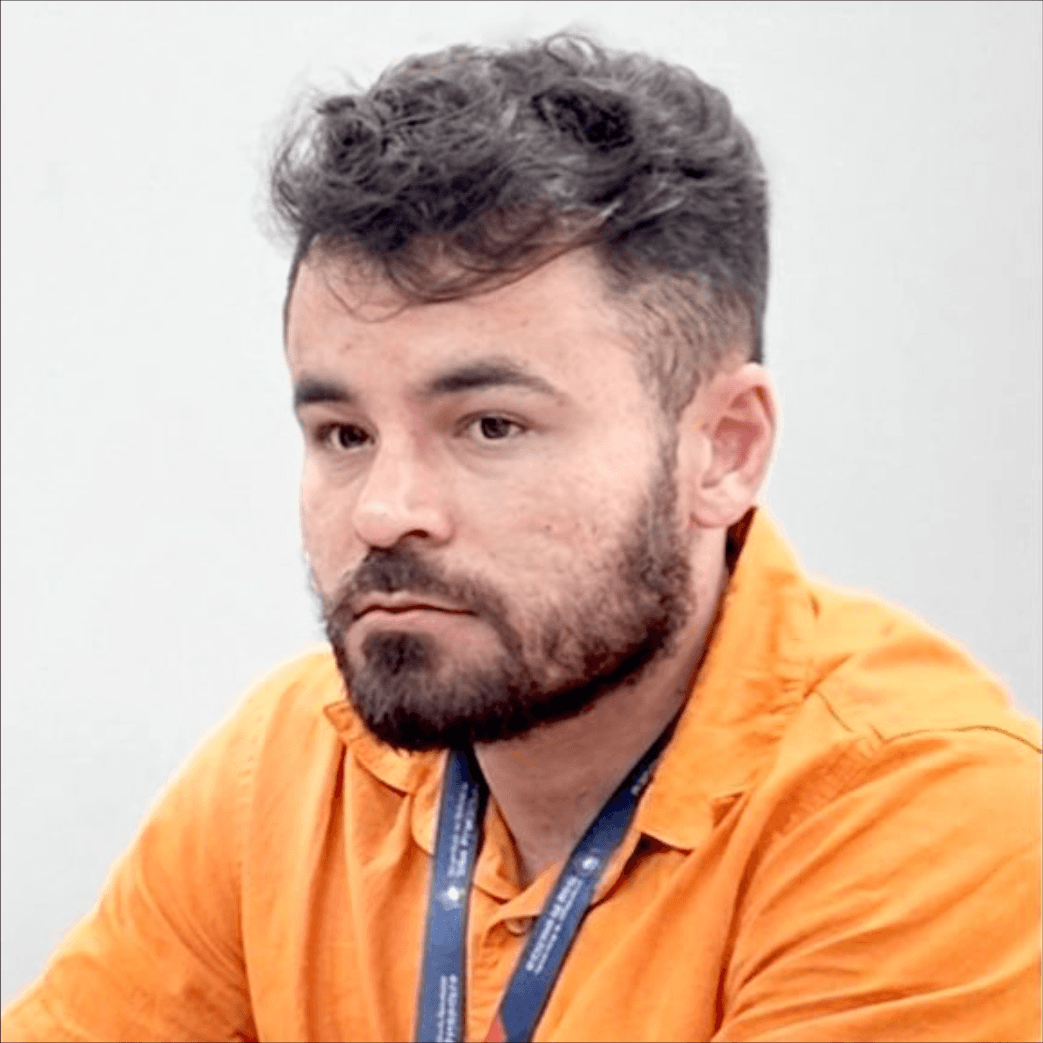 Prof. Esp. Felipe de Sousa