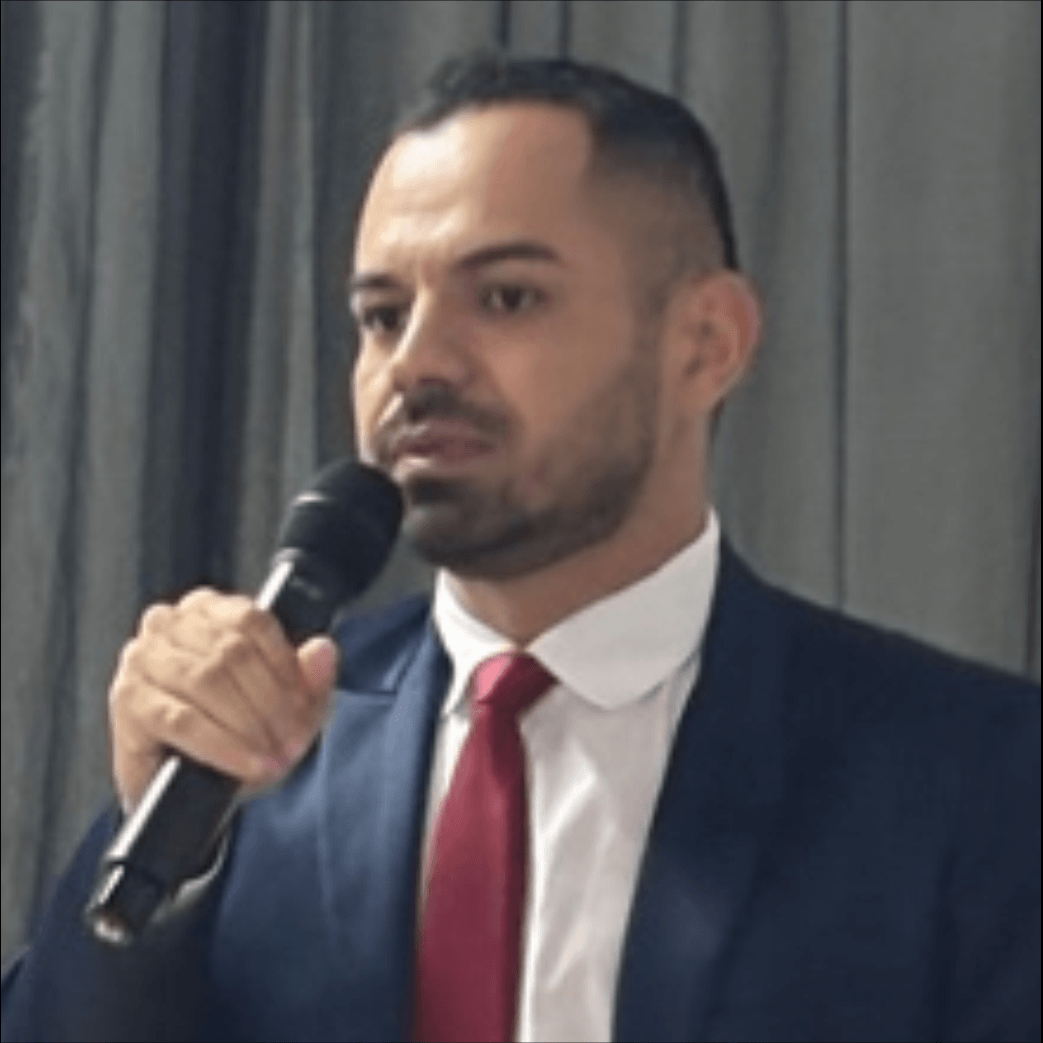 Prof. Esp. João Marcos Moura Queiroz de Oliveira